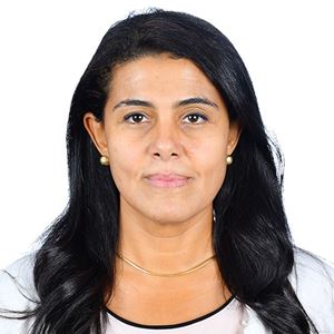 Headshot of Heba Baz, an ADLM Global Ambassador